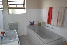 Bathroom 1 - 7 square meters of property in Langebaan