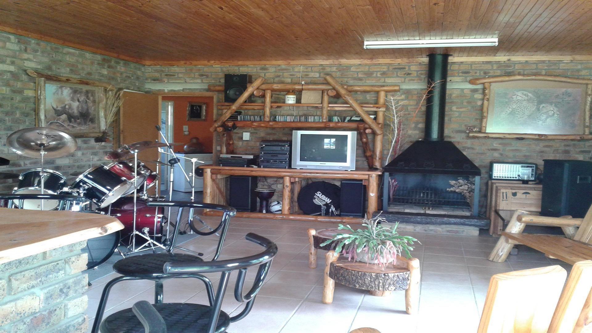 Entertainment of property in Mooi River