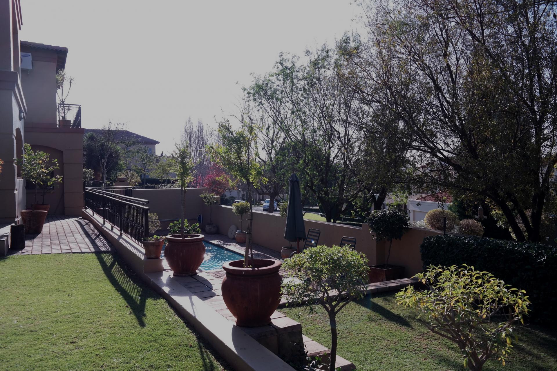 Garden of property in Woodhill Golf Estate