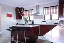 Kitchen - 31 square meters of property in The Wilds Estate