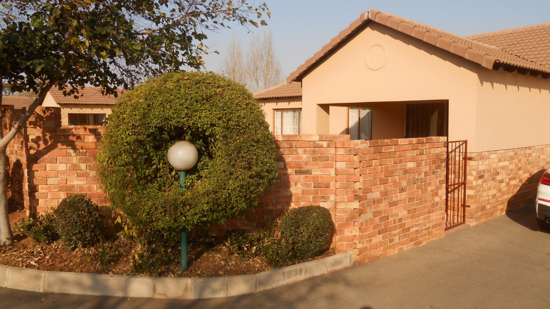 Front View of property in Kyalami Hills