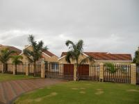 Front View of property in Hartenbos