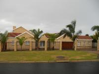 Front View of property in Hartenbos