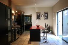 Kitchen - 35 square meters of property in Woodhill Golf Estate