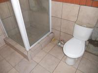 Bathroom 1 - 7 square meters of property in Hartenbos