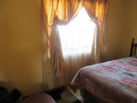 Bed Room 1 - 7 square meters of property in Lenasia South