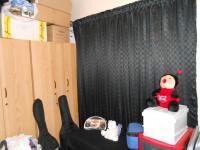Bed Room 1 - 10 square meters of property in Birchleigh