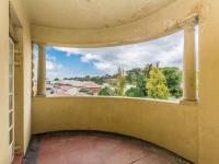 Balcony of property in Olivanna