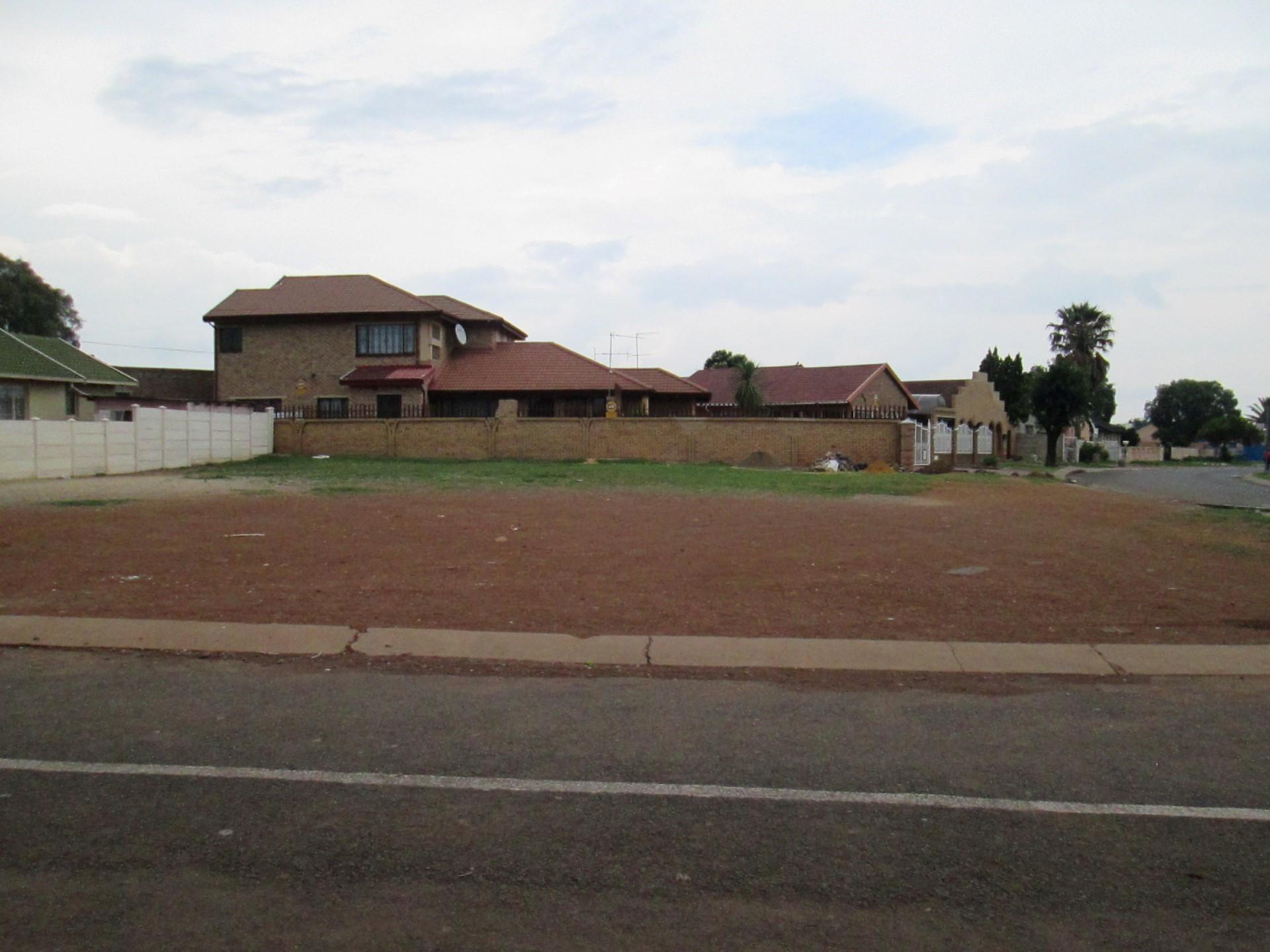 Front View of property in Lenasia South