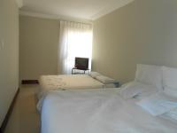 Bed Room 1 - 21 square meters of property in Midlands Estate