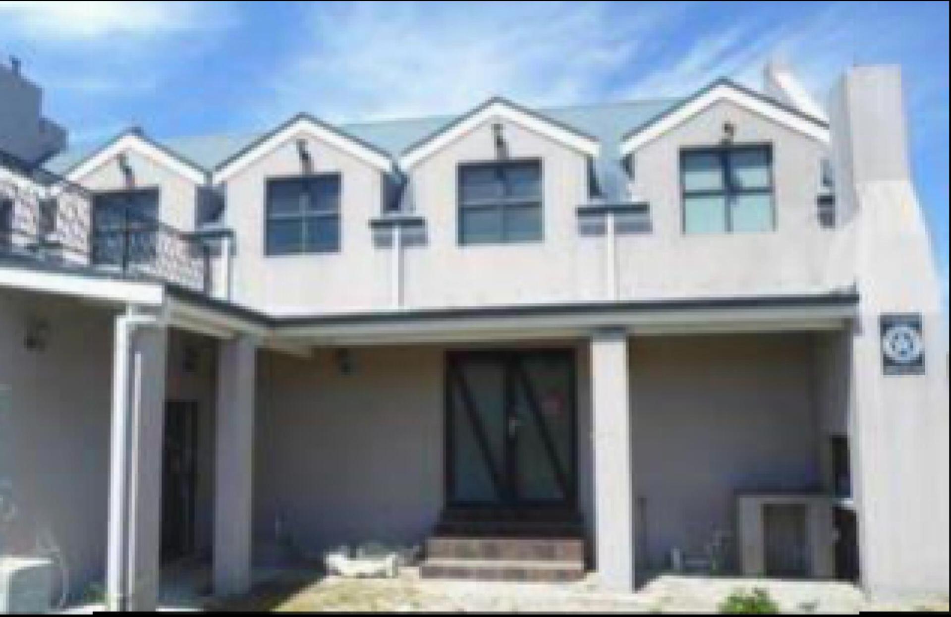 Front View of property in Hermanus