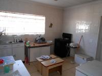 Kitchen - 13 square meters of property in Brakpan