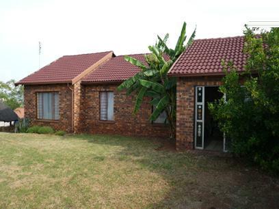 3 Bedroom House for Sale For Sale in Philip Nel Park - Home Sell - MR11208