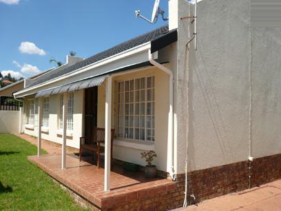 3 Bedroom Duet for Sale For Sale in Garsfontein - Private Sale - MR11213