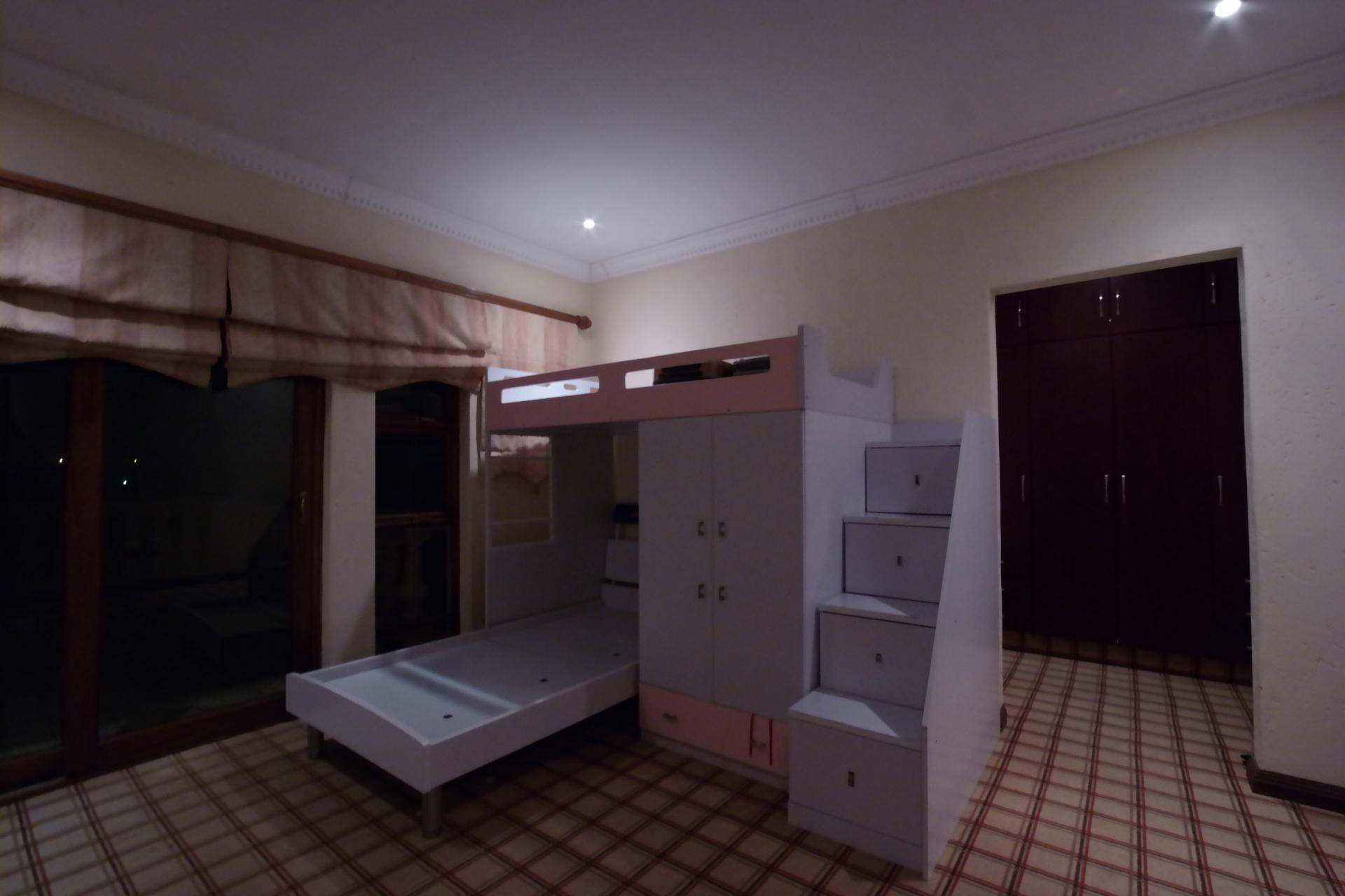 Bed Room 4 - 17 square meters of property in Silver Lakes Golf Estate