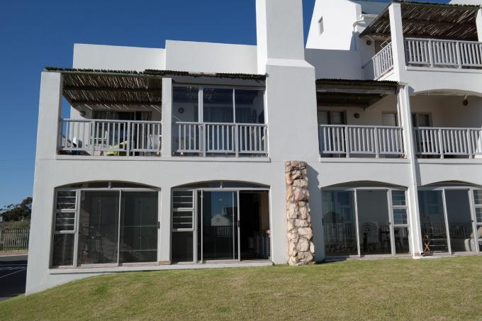 2 Bedroom House for Sale For Sale in Langebaan - Home Sell - MR112139