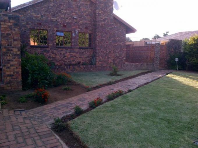 3 Bedroom House for Sale For Sale in Ennerdale - Home Sell - MR112159
