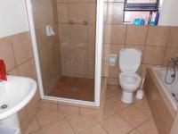 Main Bathroom - 6 square meters of property in Albertsdal