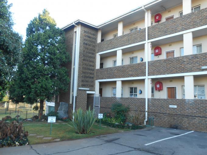 2 Bedroom Apartment for Sale For Sale in Centurion Central - Private Sale - MR112413