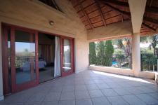 Patio - 112 square meters of property in Woodhill Golf Estate