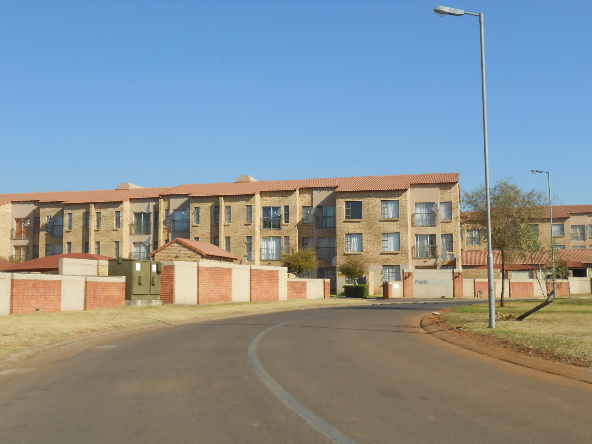 Front View of property in The Orchards