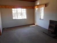 Lounges - 18 square meters of property in Bloemfontein