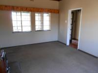 Lounges - 18 square meters of property in Bloemfontein