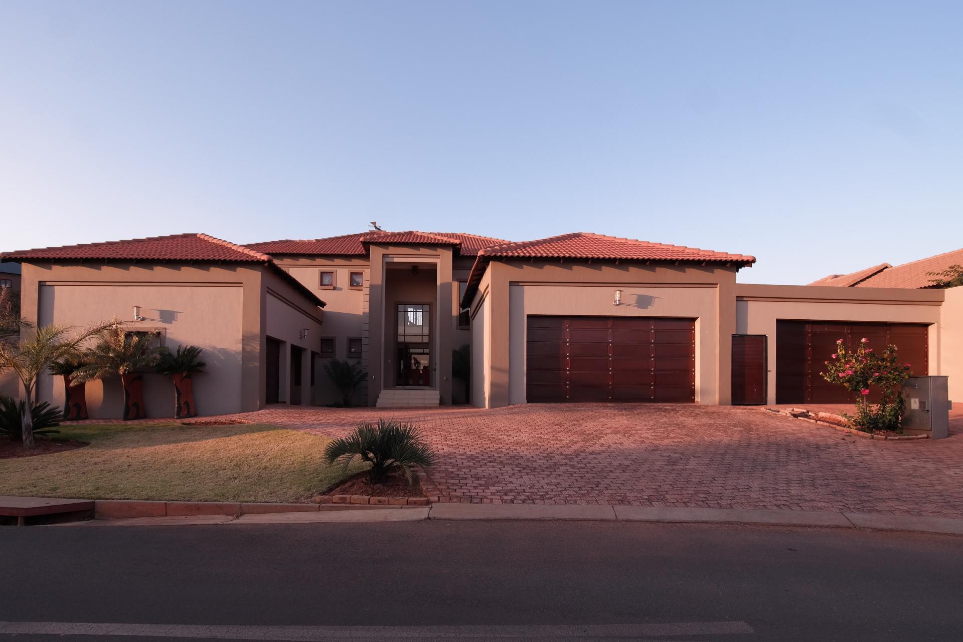 Front View of property in The Wilds Estate