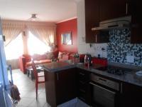 Kitchen - 7 square meters of property in Greenstone Hill