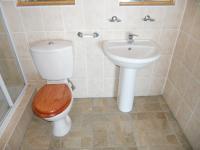 Bathroom 2 - 3 square meters of property in Tergniet