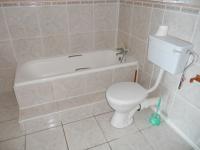 Bathroom 3+ - 22 square meters of property in Tergniet