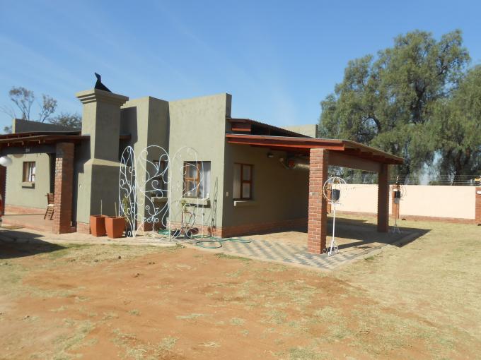 2 Bedroom Sectional Title for Sale For Sale in Bela-Bela (Warmbad) - Home Sell - MR112859