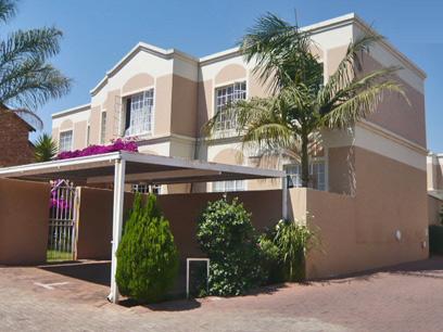 3 Bedroom Simplex for Sale and to Rent For Sale in Roodekrans - Home Sell - MR11287