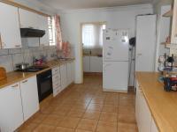 Kitchen - 26 square meters of property in Henley-on-Klip