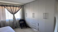 Bed Room 1 of property in Roodekop