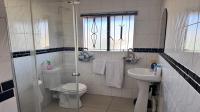 Bathroom 2 of property in Roodekop