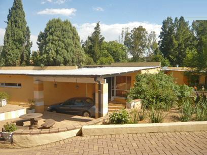 6 Bedroom House for Sale For Sale in Muldersdrift - Private Sale - MR11311