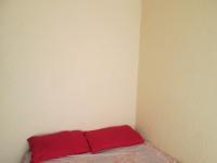 Bed Room 1 - 8 square meters of property in Graskop