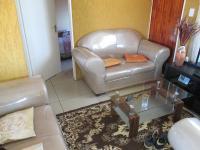 Lounges - 9 square meters of property in Protea Glen