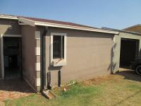 3 Bedroom 2 Bathroom House for Sale for sale in Protea Glen