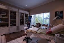 Study - 20 square meters of property in Woodhill Golf Estate