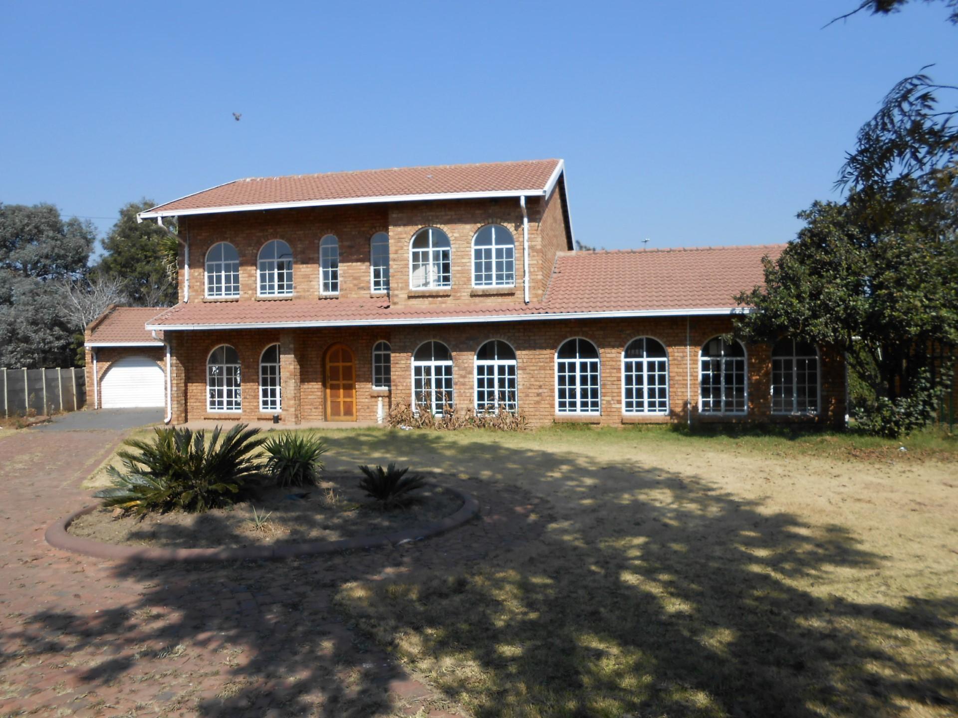 Front View of property in Dalpark