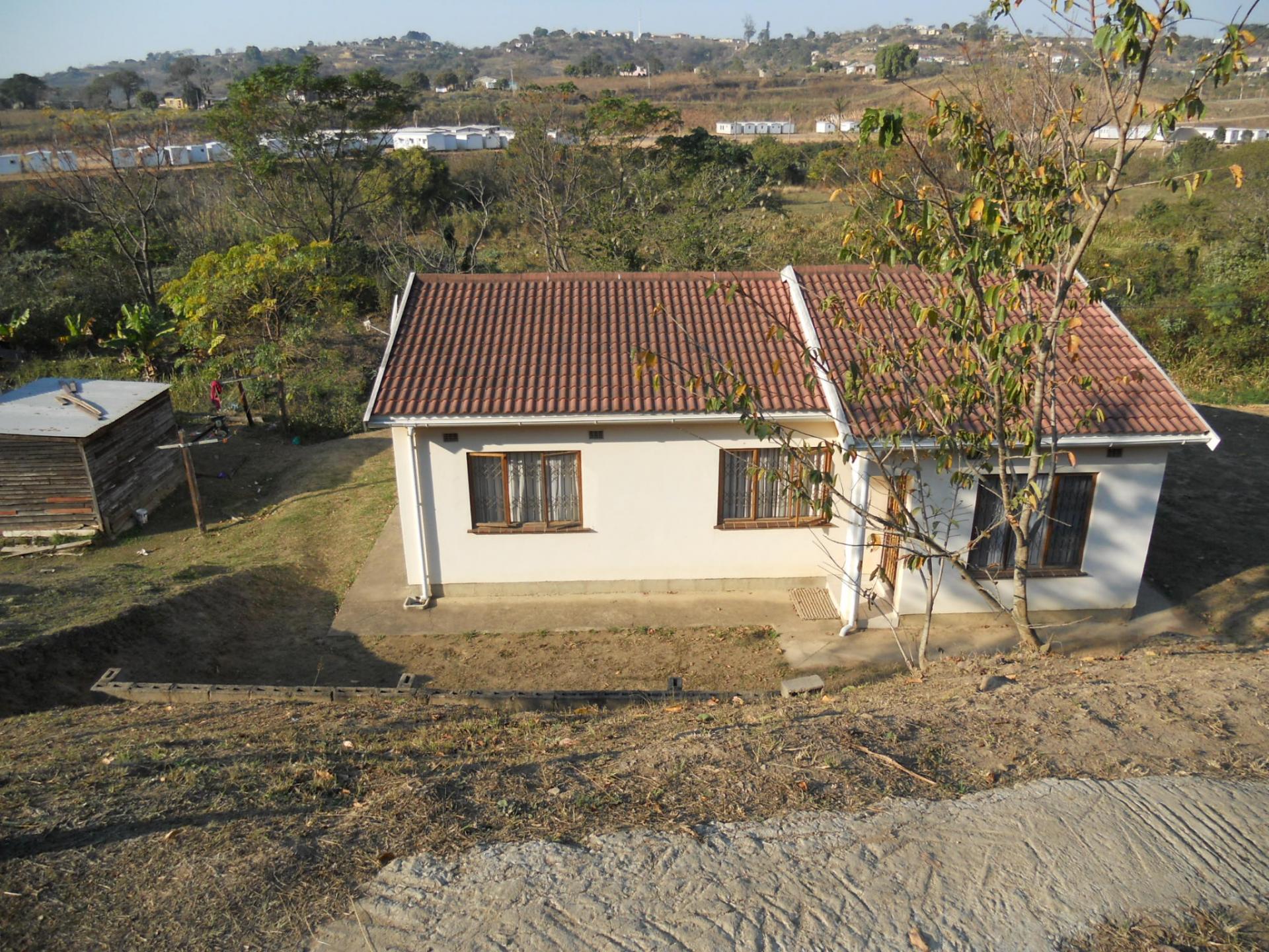 Front View of property in Amanzimtoti 