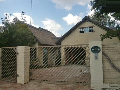 4 Bedroom House for Sale For Sale in Fourways - Home Sell - MR11339