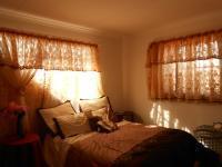 Bed Room 1 - 12 square meters of property in Klerksdorp