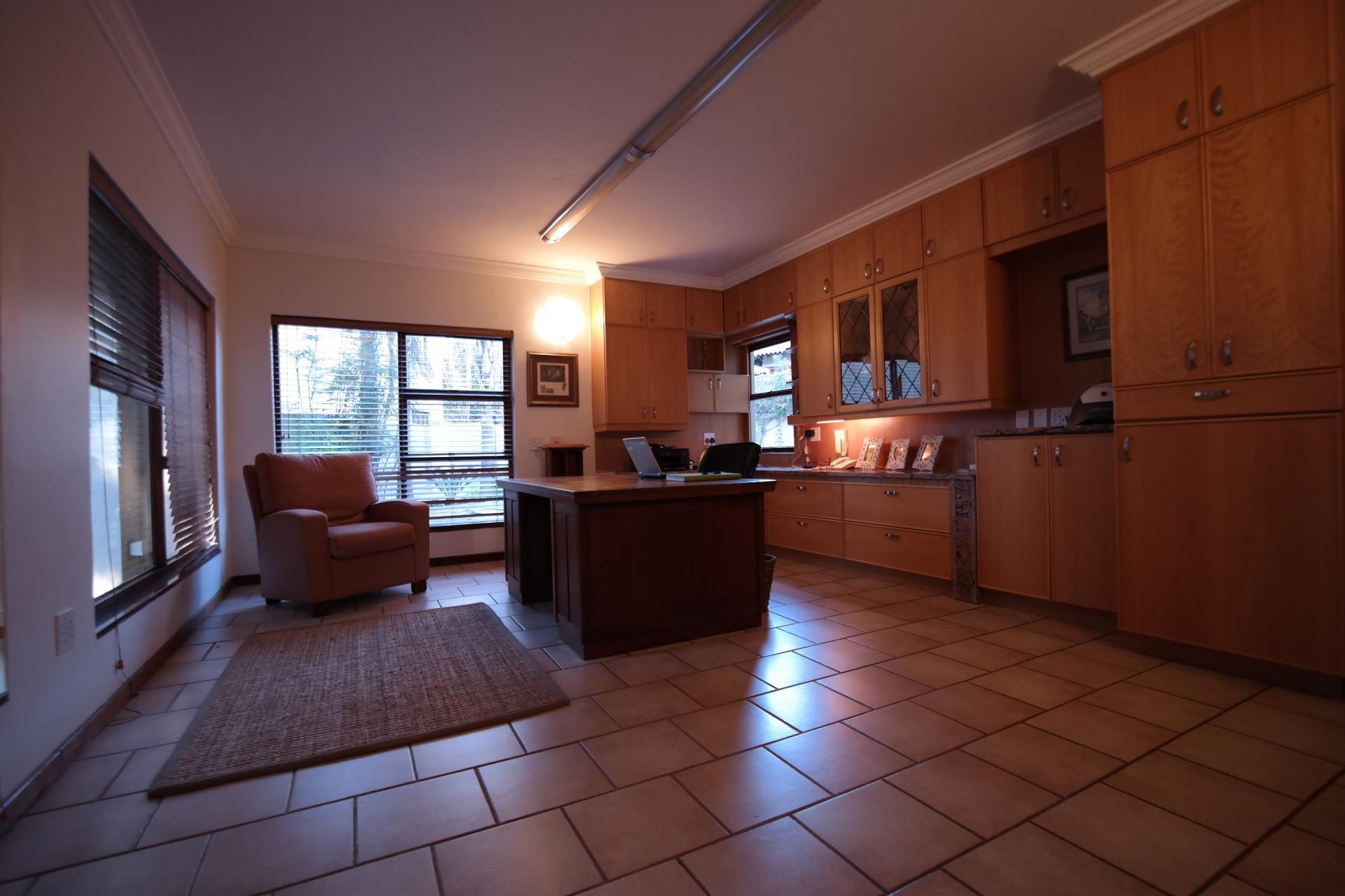 Study - 29 square meters of property in Silver Lakes Golf Estate