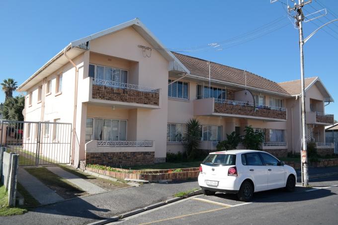 Flats for sale in parow clearance