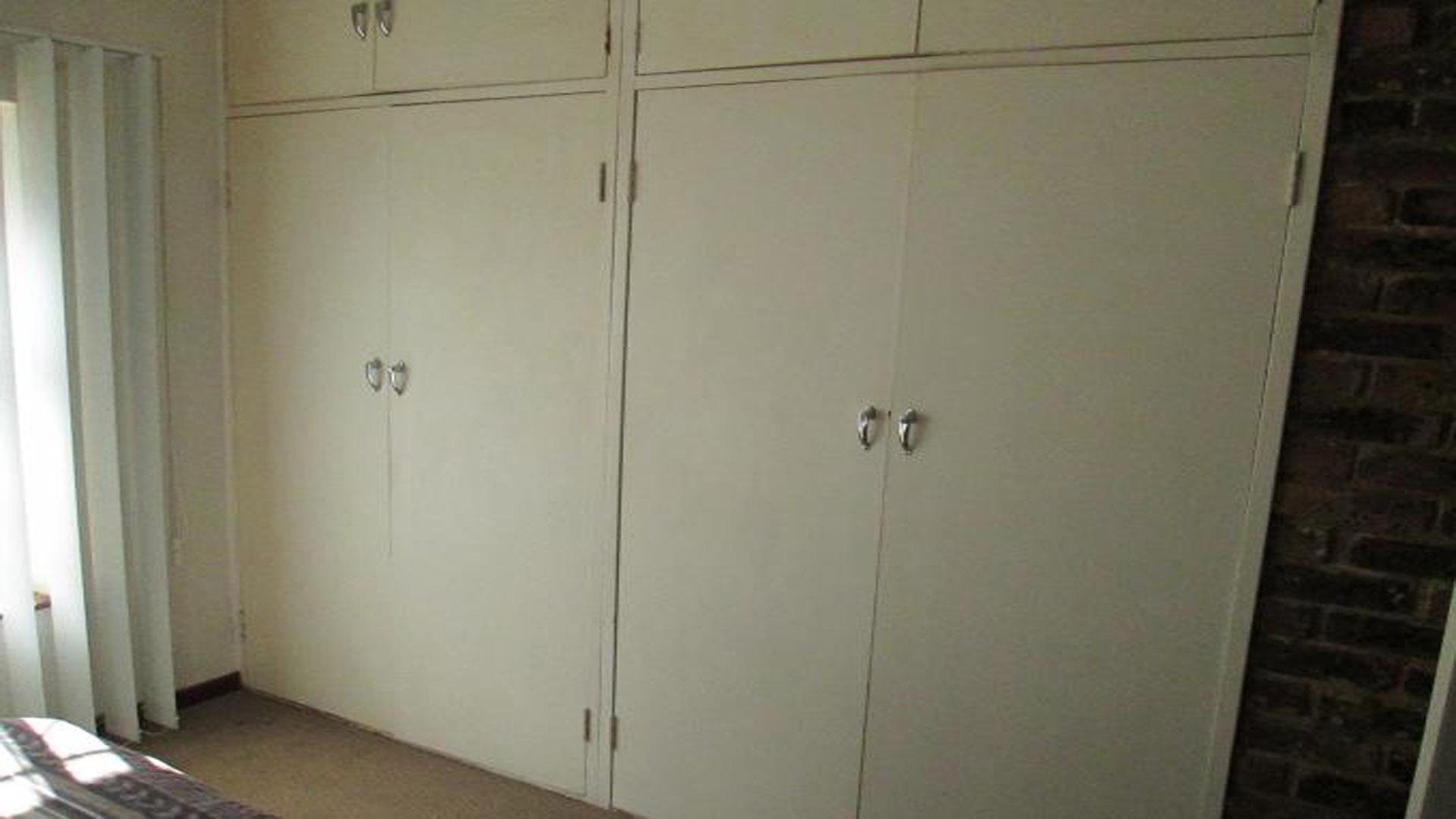 Bed Room 1 - 14 square meters of property in President Park A.H.