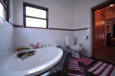 Main Bathroom - 8 square meters of property in Woodlands Lifestyle Estate