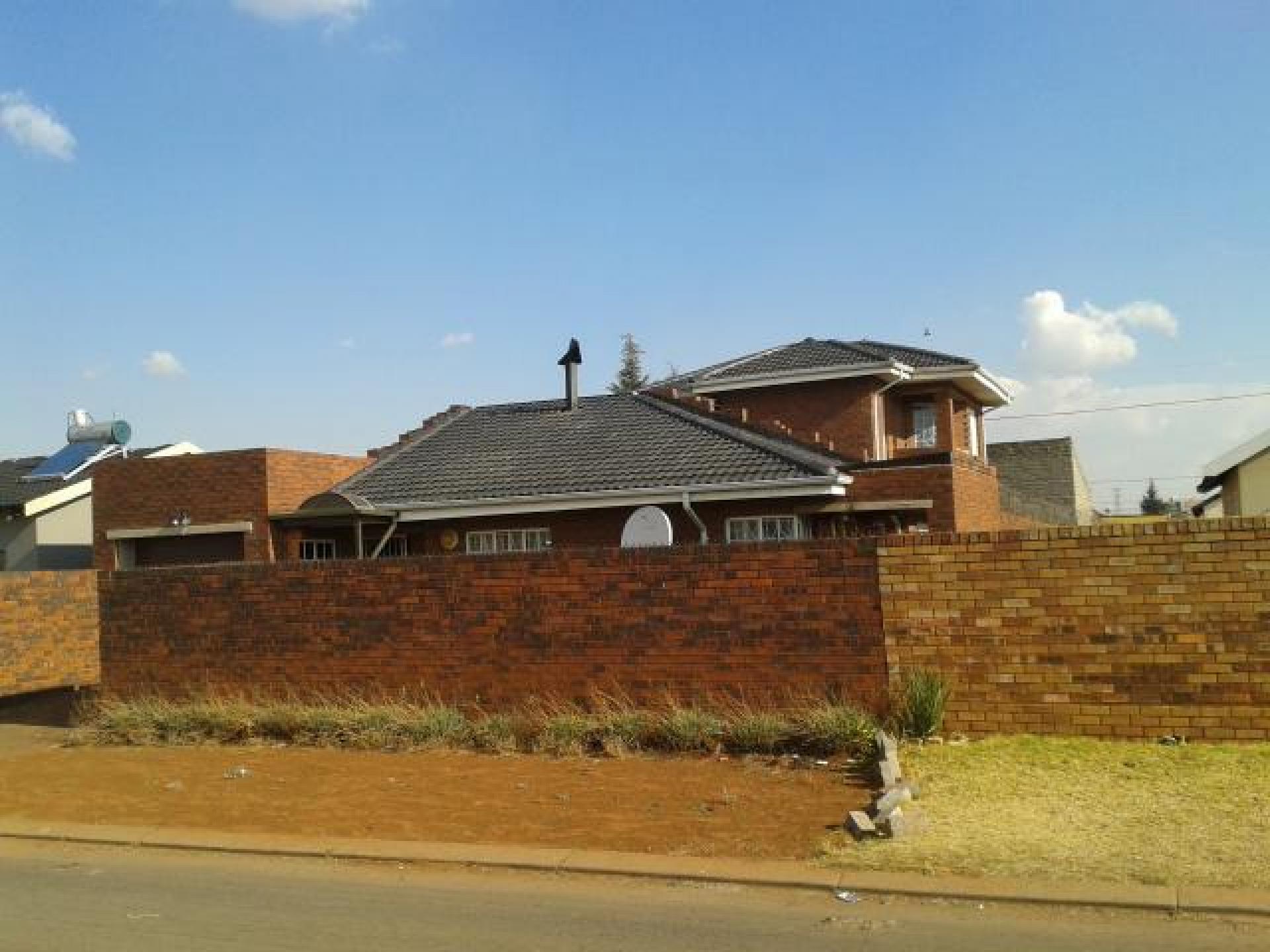 Front View of property in Lenasia